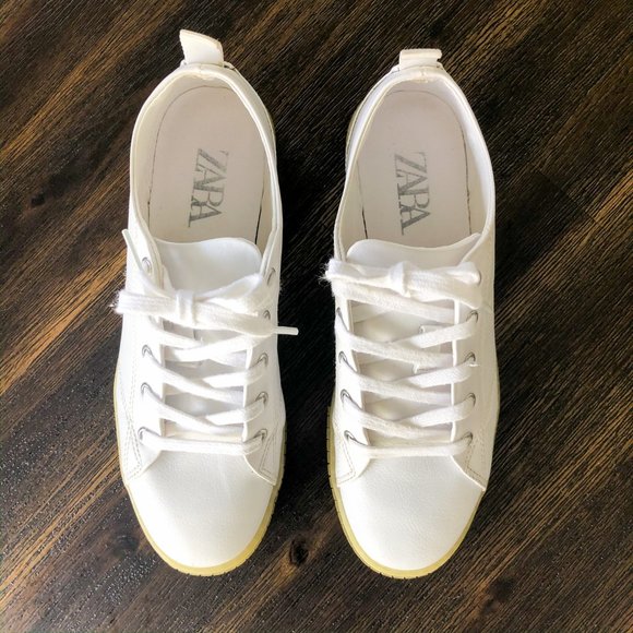 Zara Basics White Sneakers - Picture 1 of 8